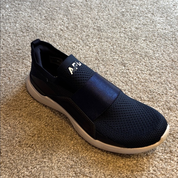 APL techloom bliss in navy/white size 7 - Picture 2 of 6